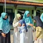 Menjalin Silaturahmi dan Saling Memaafkan dalam Kegiatan Halal Bi Halal MI Luqman Al Hakim